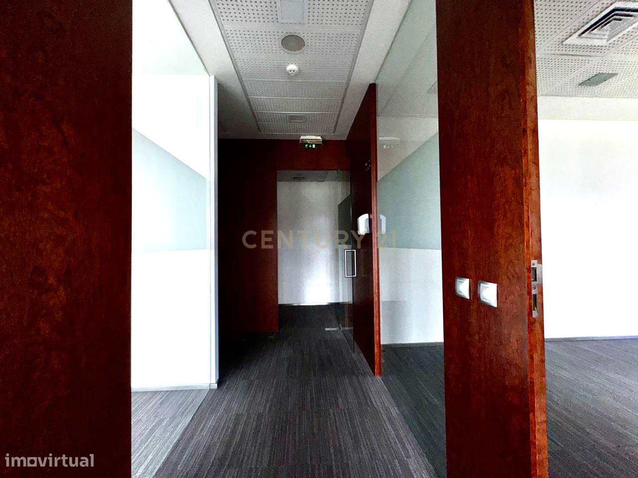 Escritório para Arrendamento no Pólo Tecnológico de  Lisboa – 251 m² | - Grande imagem: 4/22