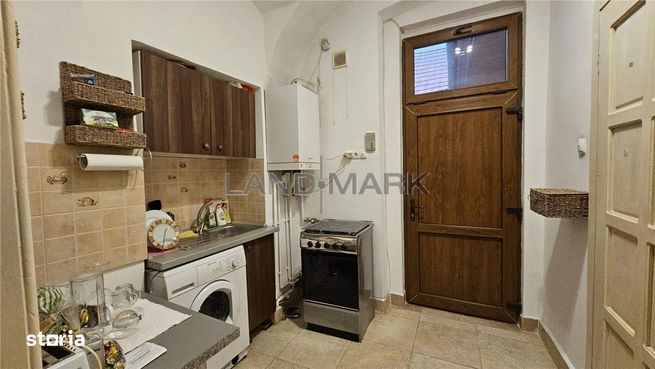 APARTAMENT 2 CAMERE ET 1 IN IMOBIL ISTORIC STR EUGEN DE SAVOYA-9