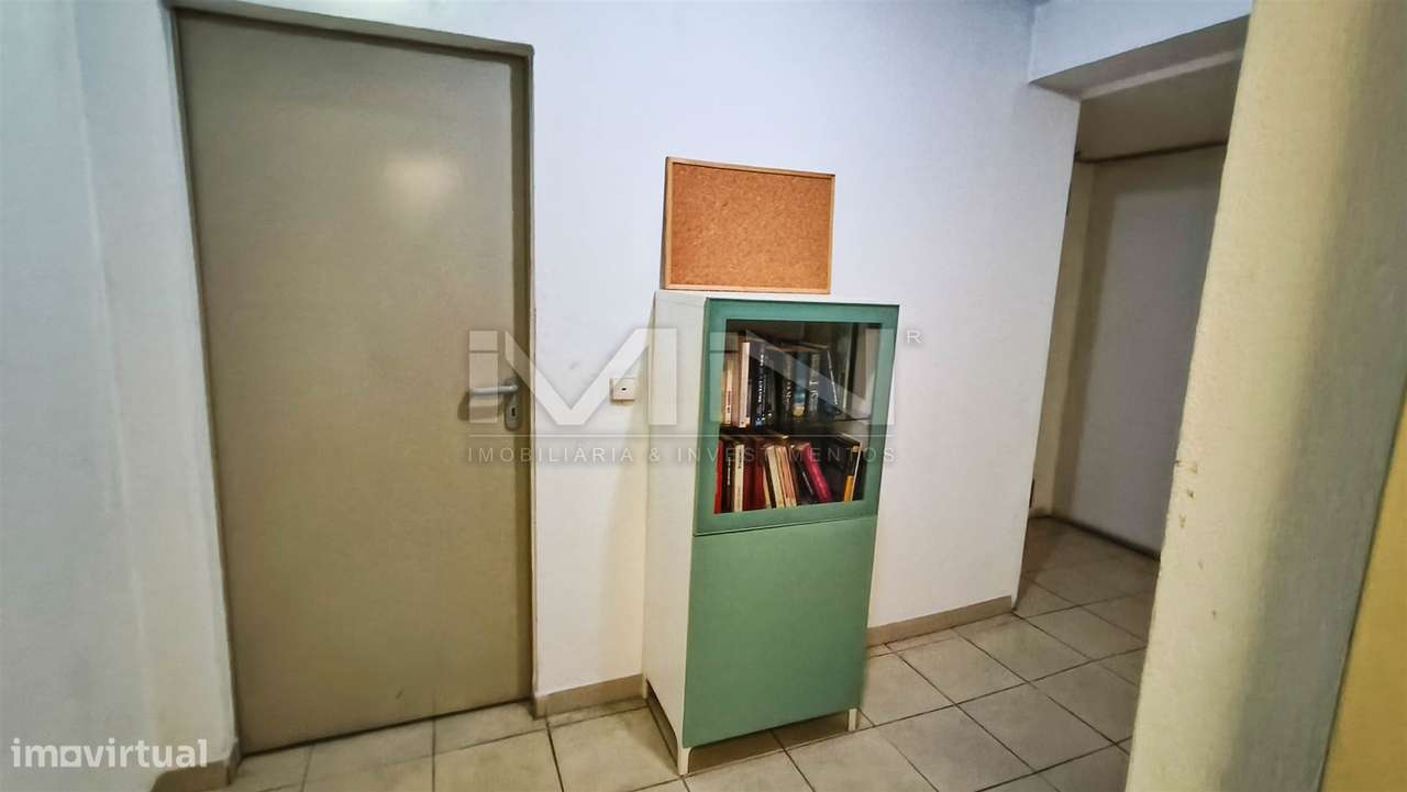 T3 a 5 min do Metro de Santo Ovídio com Garagem Box | Gaia-36