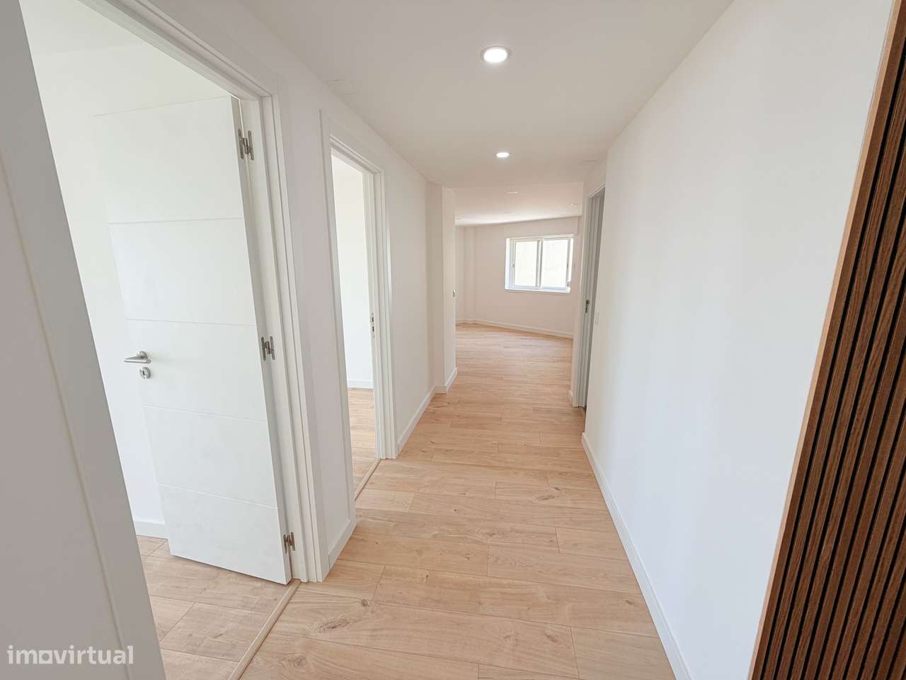 Apartamento T3 Totalmente Renovado | Vista de Rio | Forte da Casa-14