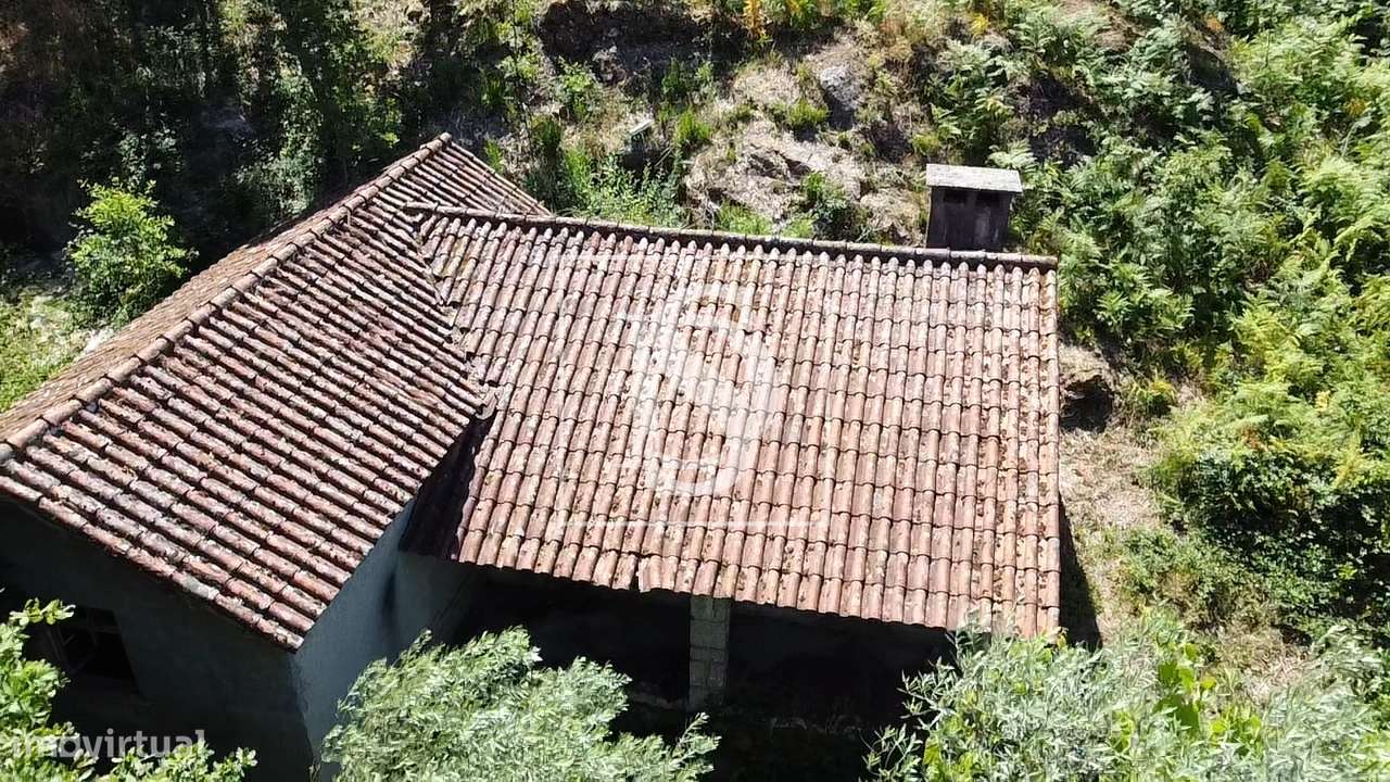 Moradia para Restaurar T2 Venda em Vilar da Veiga,Terras de Bouro-13