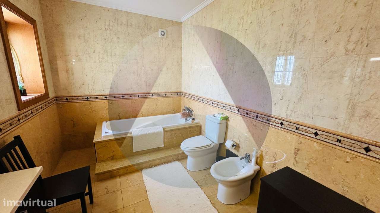 Fantástica moradia T6 c/ piscina-12