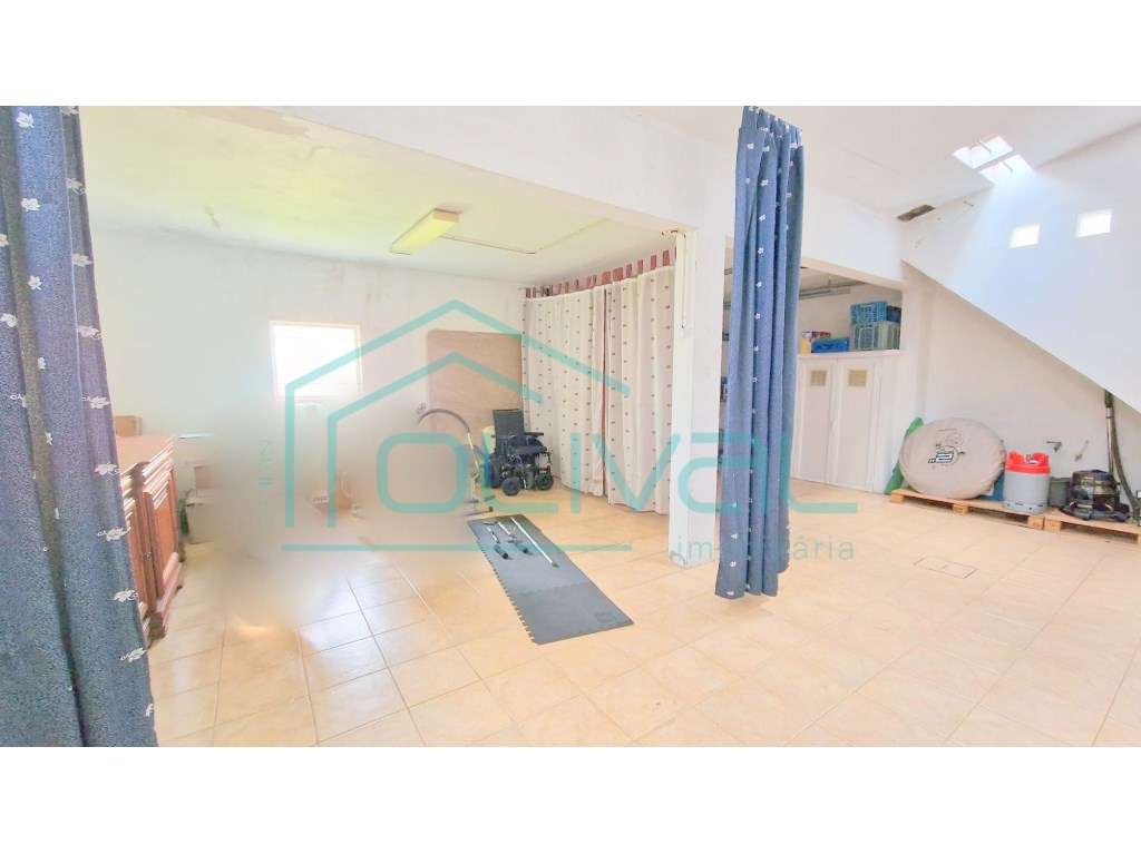 Moradia T6 centro de Samora Correia-31