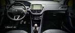 Peugeot 2008 1.2 PureTech Allure - 14