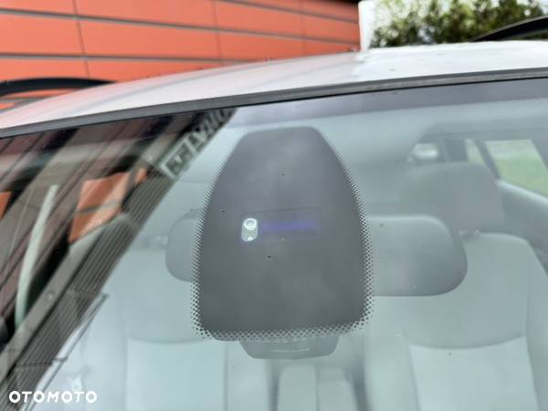 BMW Seria 3 320d DPF Touring - 33