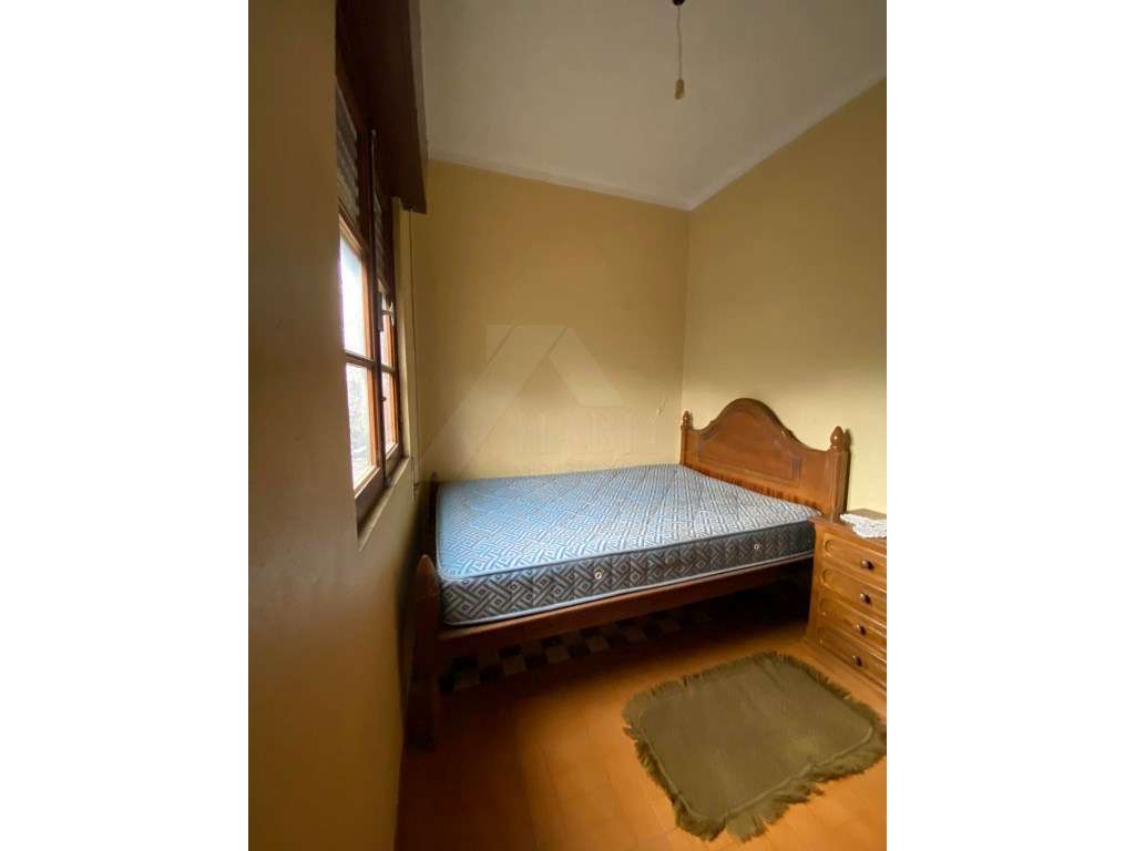 Moradia T3 em Bico-9