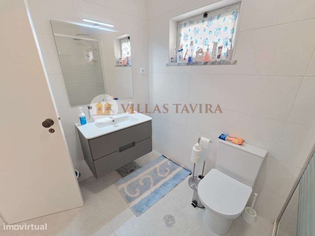 Apartamento T3 no centro de Portimão com vista Rio Arade e cave com...-32