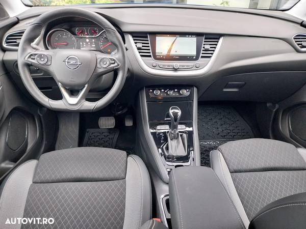 Opel Grandland X 1.5 START/STOP Aut. Ultimate - 8