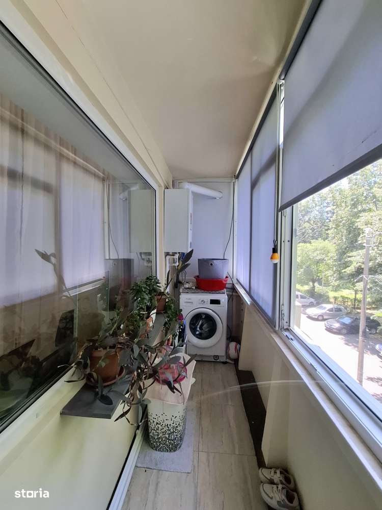 Apartament cu 3 camere de vanzare, zona Nord-13