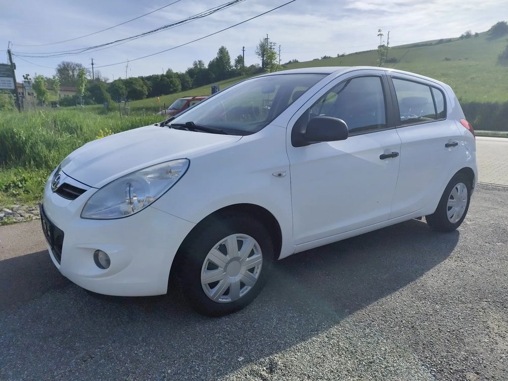 Hyundai i20 I [2009 - 2014] 1.2 Comfort 2012