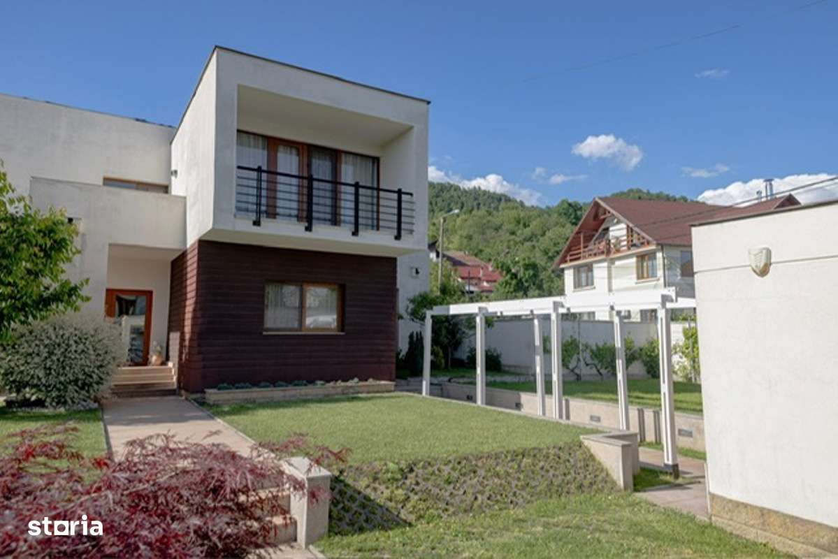 VILA DE LUX, zona Cartier Sasar , 450mp cu 10 ari teren!-1