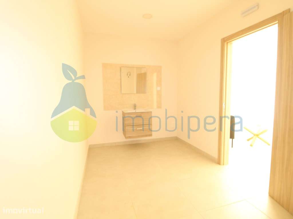 Loja para venda em Portimão, Praia da Rocha - Grande imagem: 4/10