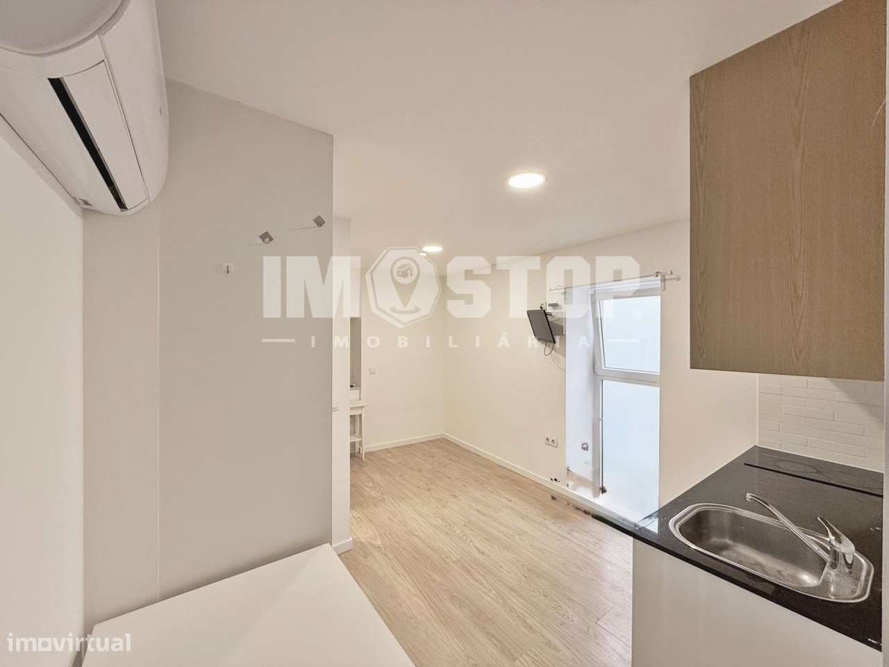 Estúdio Mobilado no Centro Histórico de Aveiro - Grande imagem: 5/13