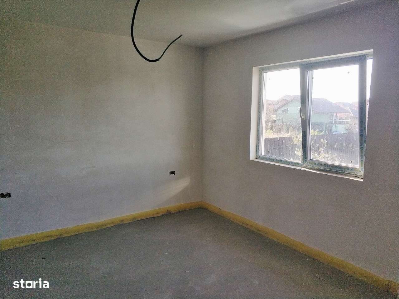 Vila P+1E+Pod noua, situata aproape de centru-8