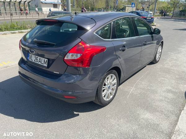 Ford Focus - 7