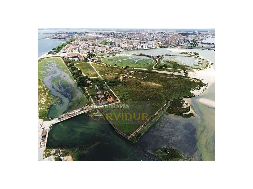 Apartamento T1 totalmente remodelado com quintal-22