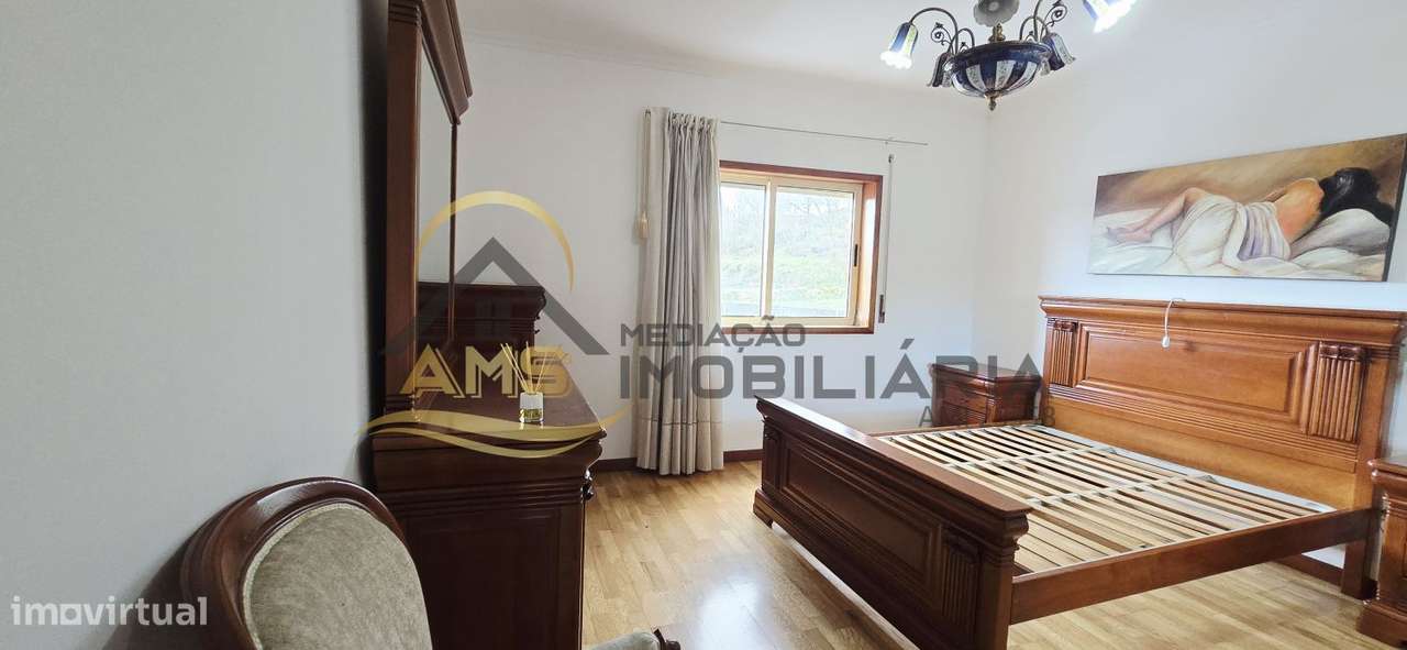 APARTAMENTO T3 COM TRÊS FRENTES E GARAGEM A 5 min a pé do Centro de-31