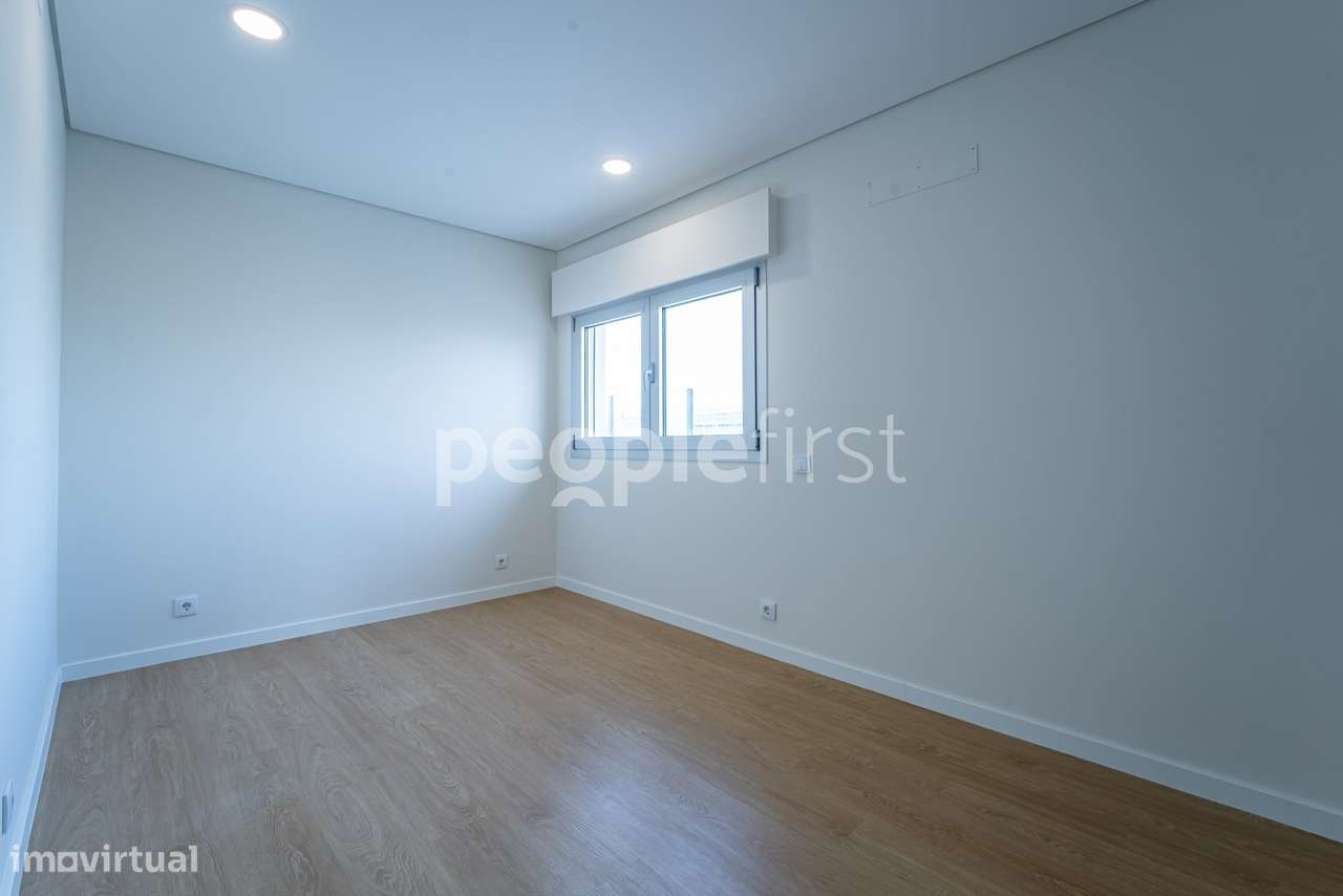 T2 Totalmente Remodelado com Terraço de 65m² e Vista Panorâmica sob...-13