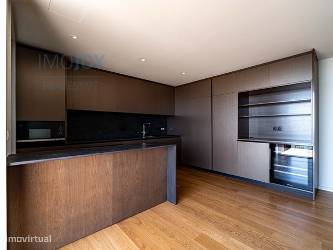 Fantástica Penthouse T3 Duplex no The Yard-14