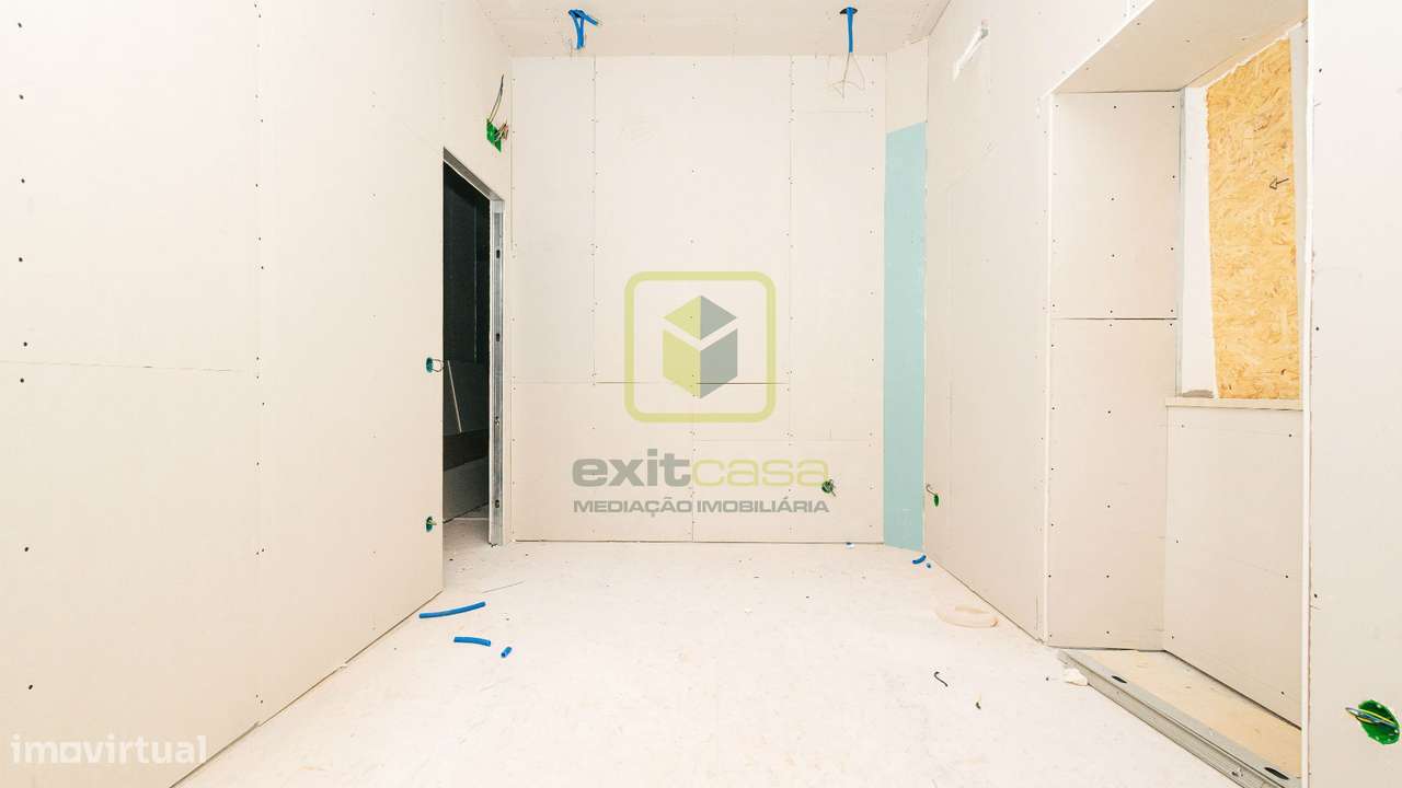 Moradia T4 remodelada-10