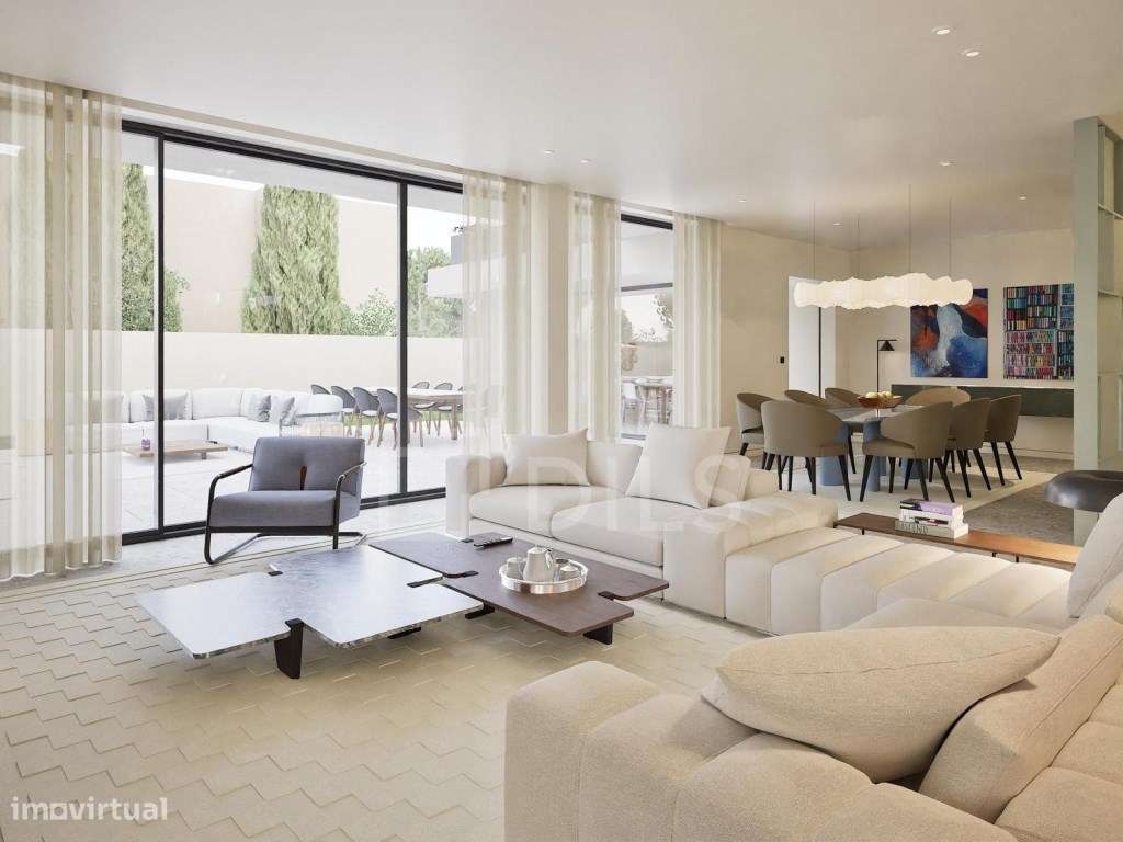 Moradia T5 nova, com jardim e piscina, situada em Birre - Grande imagem: 4/27