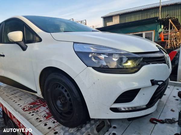 Dezmembram Renault Clio 4, an 2019, 1.5 DCI euro 6 cod K9K, cutie manuala - 1