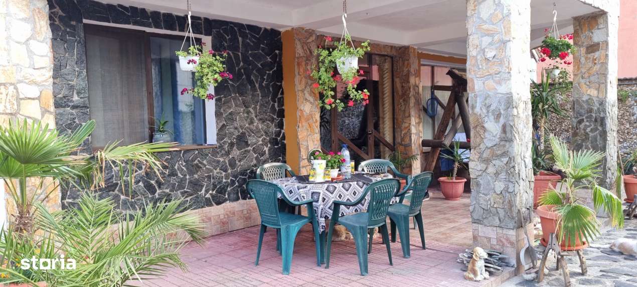 Casa, 170 mp, teren 1400 mp, zona Bariera Valcii - Imagine principală: 4/19