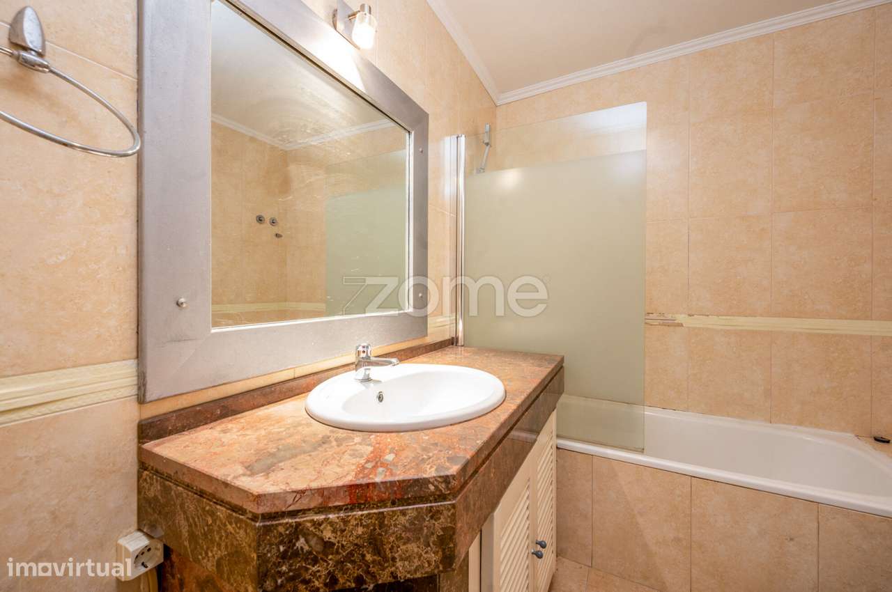 CASA EXCLUSIVA NA RUA DA COSTA (entre as Necessidades e Alcântara)-39