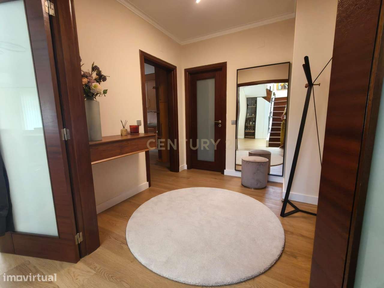 T3 Duplex Remodelado e Mobilado com Garagem para 2 carros em Celeirós,-17