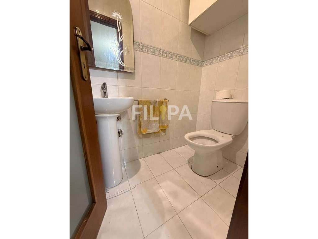 Viver no coração de Valongo, com tudo à porta-11