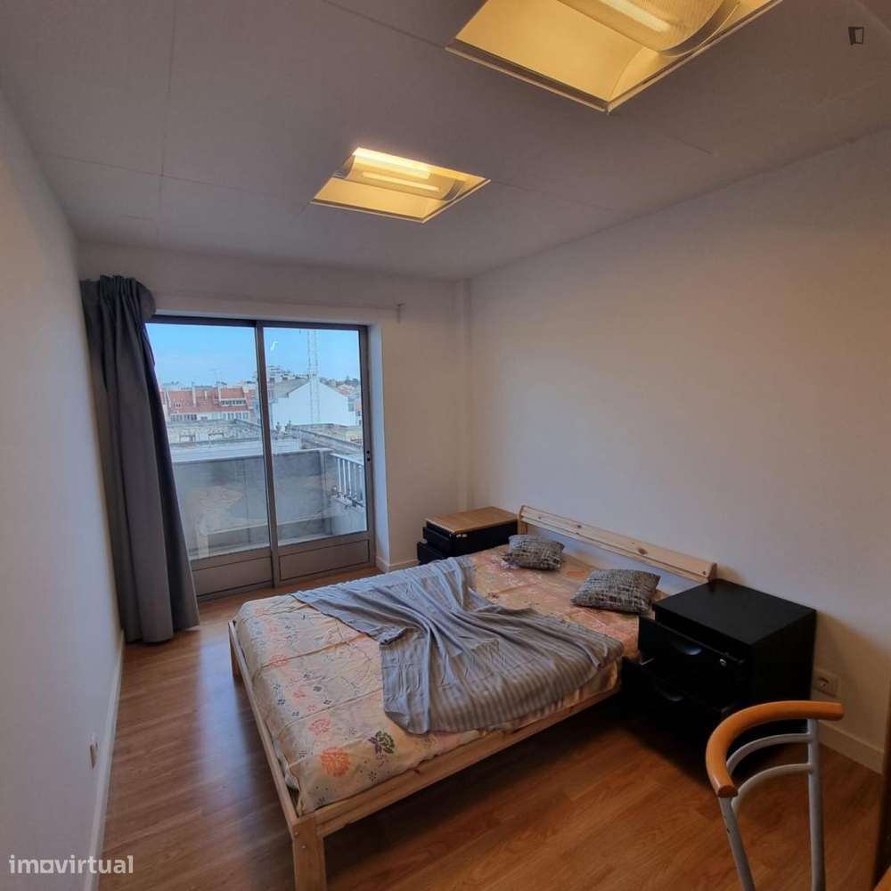 Quarto - localizado em Picoas Lisbon - Grande imagem: 5/10