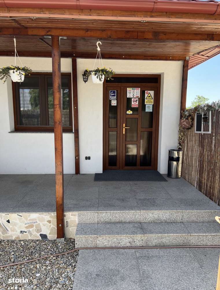 Vand casa mica pretabila persoana singura sau cuplu tanar - Imagine principală: 1/10