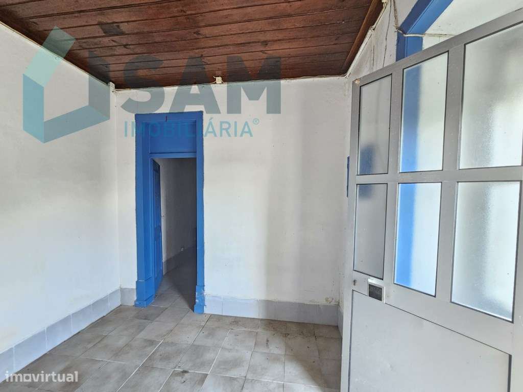 Terreno de 12.105 m2 com moradia Torres Vedras-12