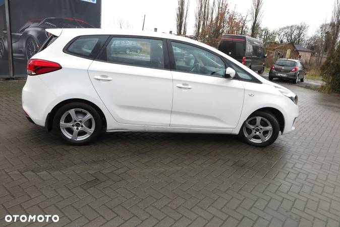 Kia Carens 1.6 GDI Business Line 7os EU6 - 15