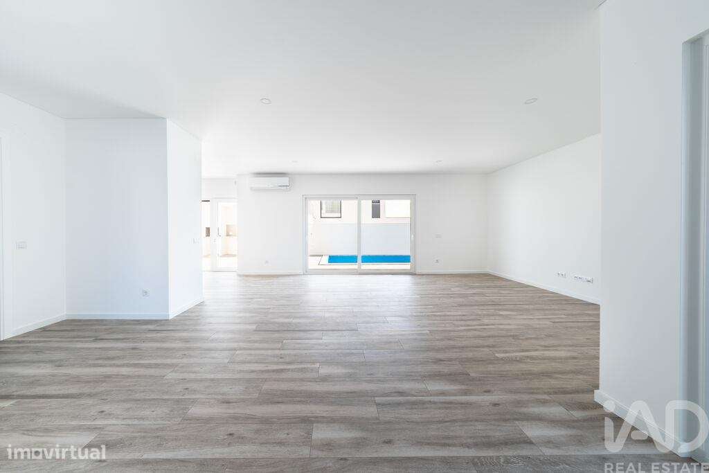 Casa / Villa T3 em Atouguia da Baleia de 130,00 m2 - Grande imagem: 5/30