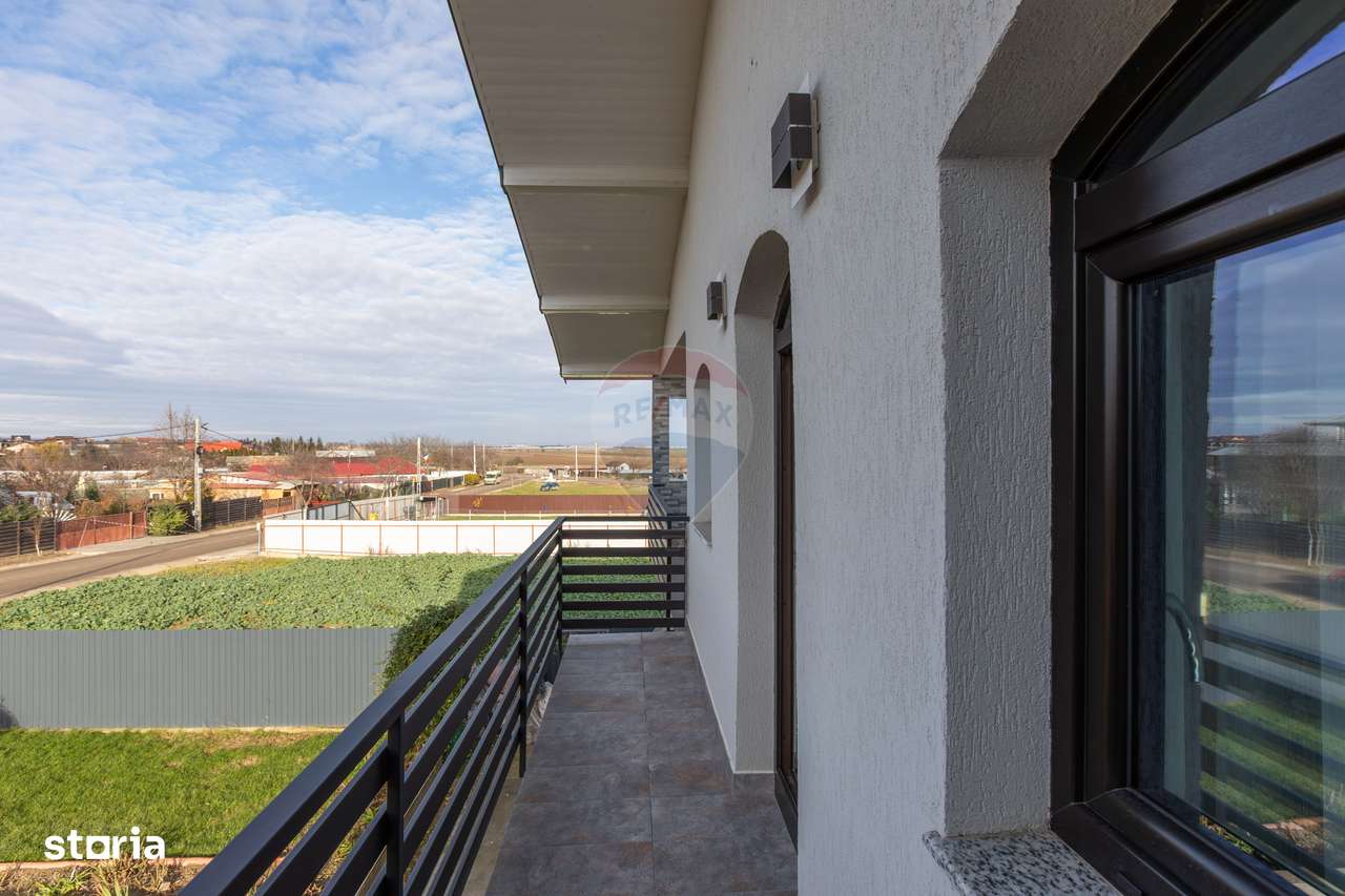 Casă / Vilă nouă,  5 camere, design luxos, teren 1000 mp-13