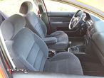 Volkswagen Golf 1.6 Comfortline - 20