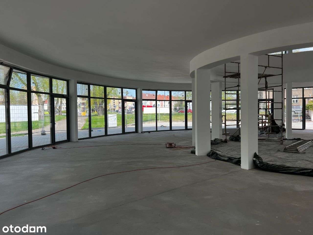 NOWY OBIEKT // handel - usługi - medycyna-5