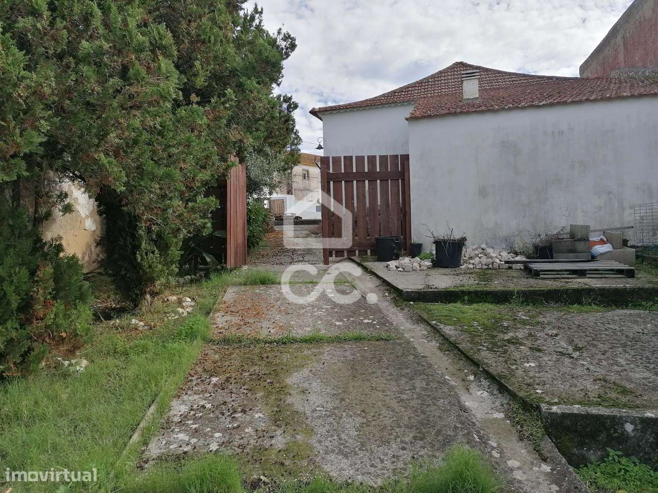 Quintinha de charme com piscina em lote de 7562,60 m² no Cadaval — um-51