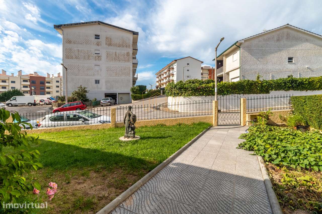 Moradia T5 - Tavarede, Figueira da Foz - Grande imagem: 4/45