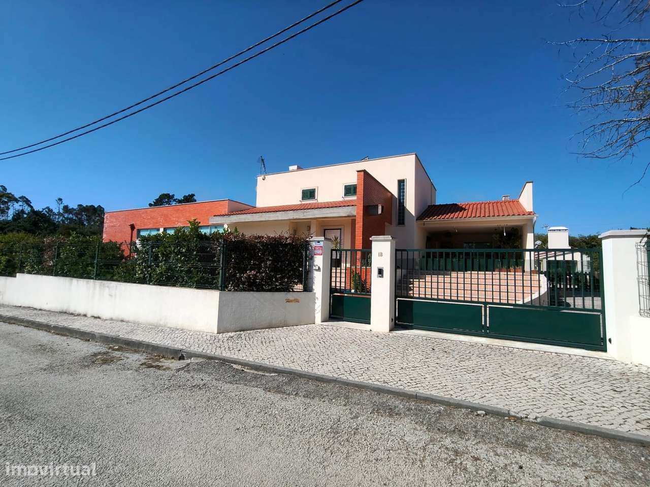 Moradia T5 + 1 / piscina/ terreno / furo / Monte Redondo / Leiria-59