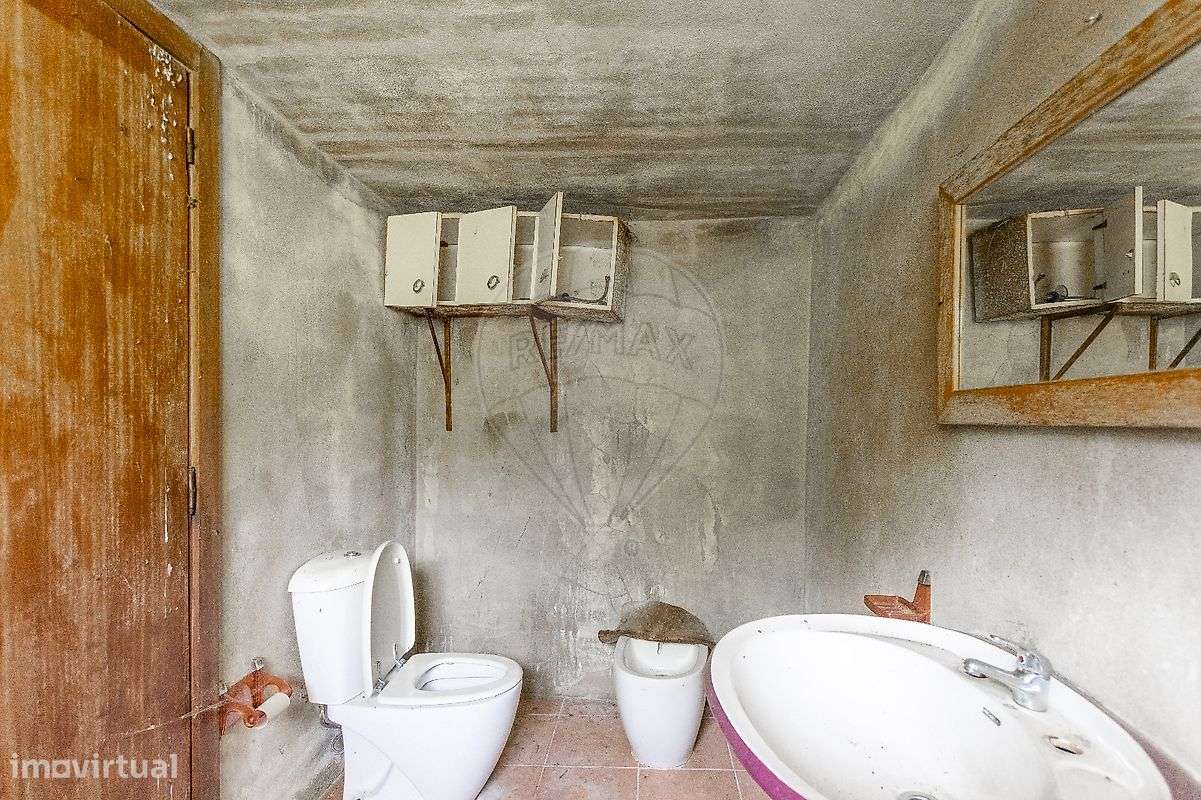 Moradia T0 para venda-12