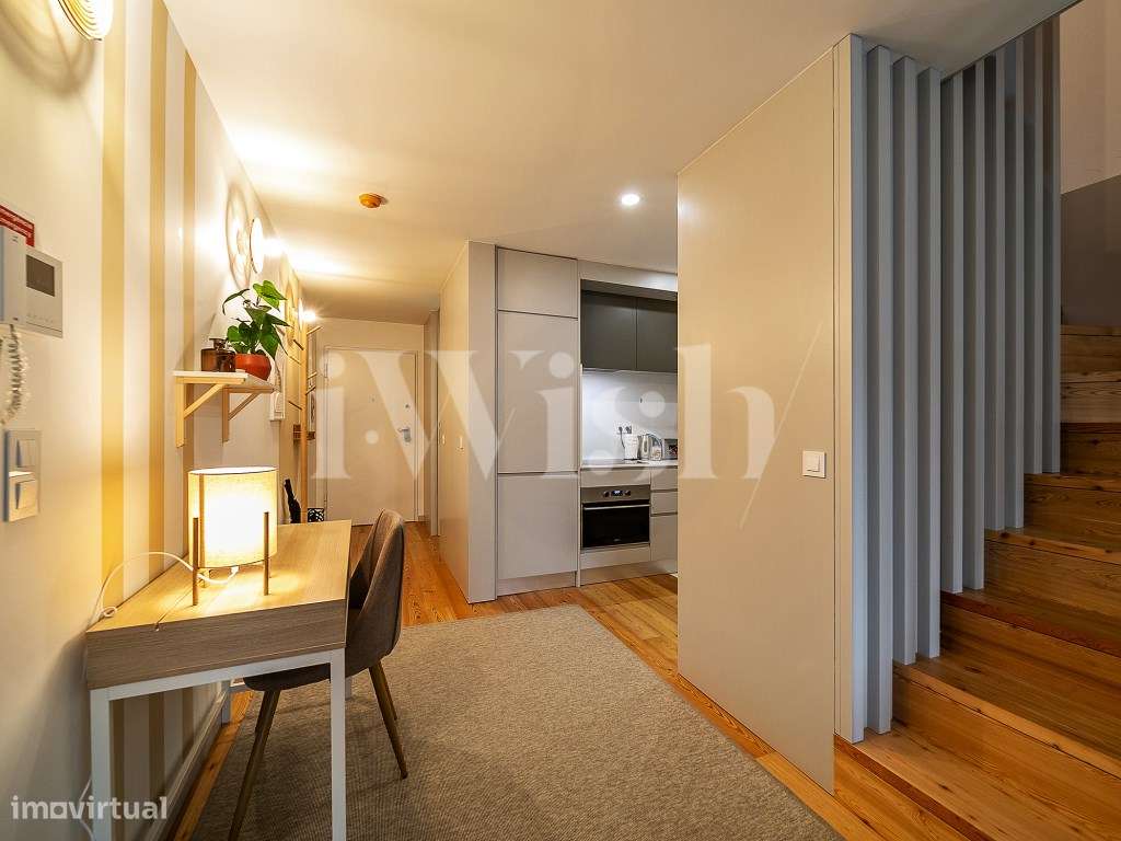 T2 Duplex na Rua da Vitória com Garagem e Licença de Alojamento Local - Grande imagem: 4/54