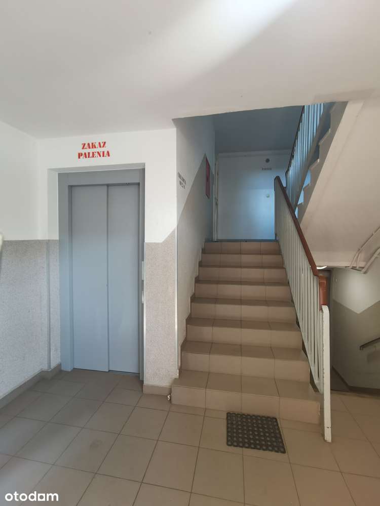 2 pokoje k/dworca SKM, budynek i lokal po remoncie z wyj. łazienki-15