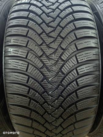 235/45R18 081 FALKEN EUROWINTER HS01. DEMO - 4