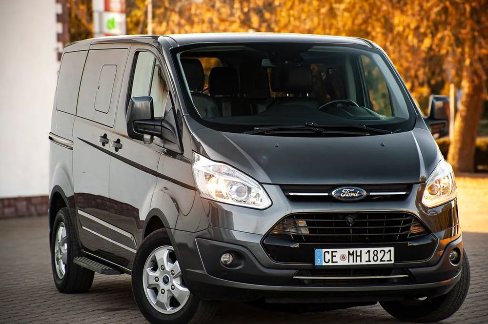 Ford Tourneo Custom 310 L1H1 VA Autm Titanium Business Edition 2017