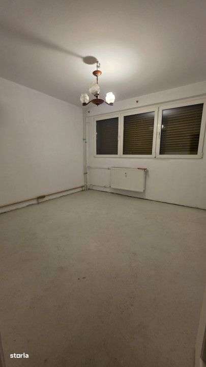 Vanzare 2 camere Drumul Taberei piata - Imagine principală: 2/12