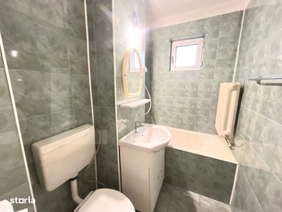 Apartament de 4 camere  Botosani - Imagine principală: 3/7