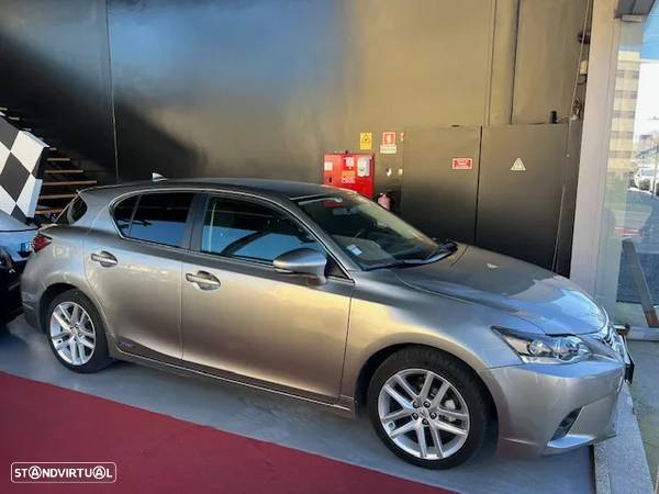 Lexus CT 200h Business - 3