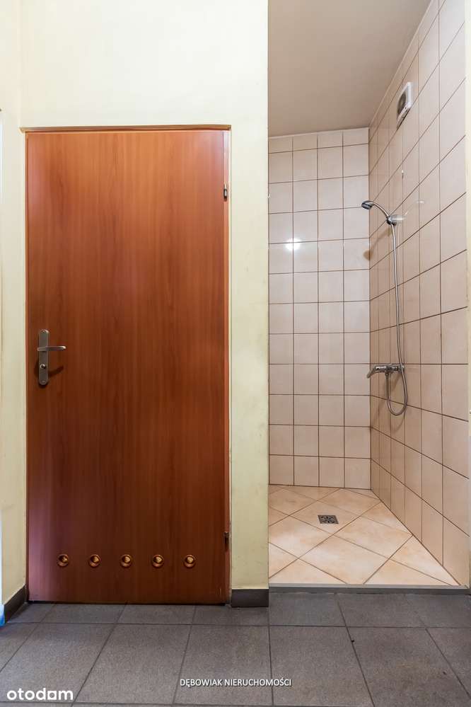 Zakład mechaniki samochodowej wraz z wyposażeniem-9